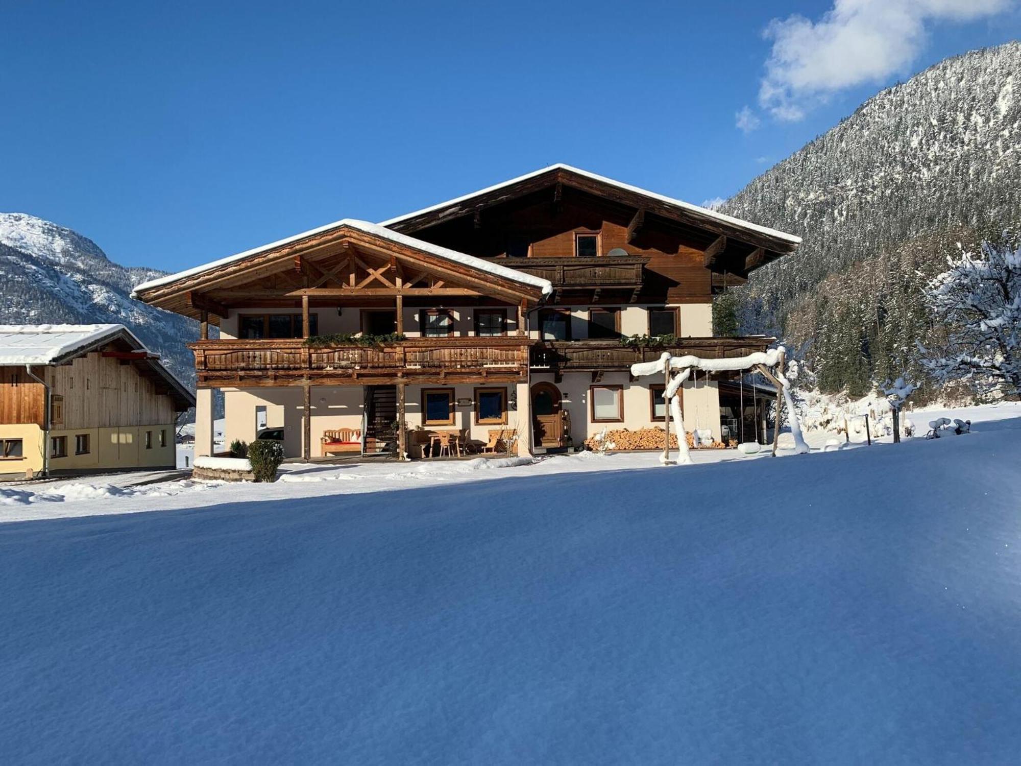 Apartment in Saalfelden am Steinernen Meer with terrace Exterior foto